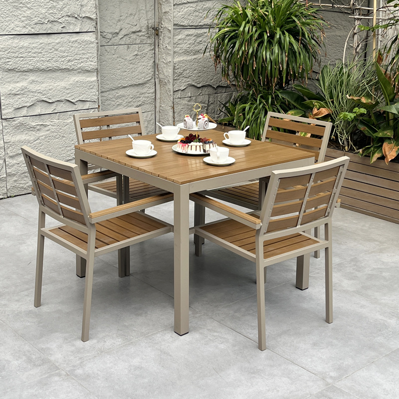 Outdoor Living on the Rise — Lenatees lanserer ny Rope Sofa Collection for en raffinert utendørsopplevelse Outdoor Living on the Rise — Lenatees lanserer ny Rope Sofa Collection for en raffinert utendørsopplevelse